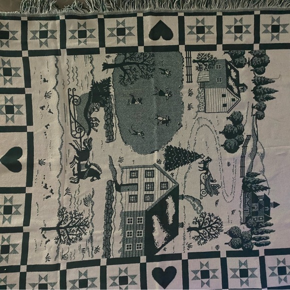 Christmas Tree Sleigh Ride Ice Skating Hearts Crown Crafts Throw Blanket Winter - Picture 6 of 6